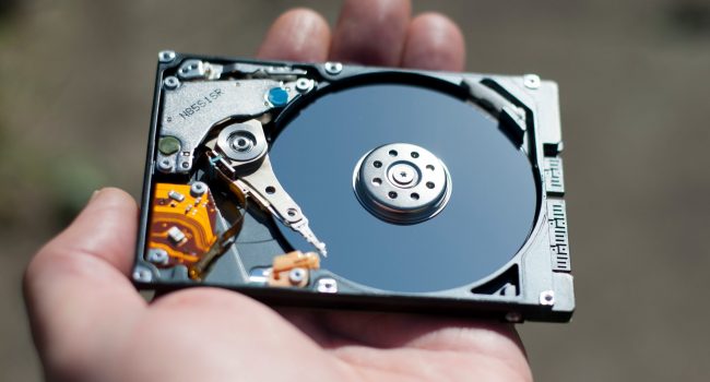 hard-disk-drive-2021-09-02-22-07-57-utc HDD (hard disk drive)